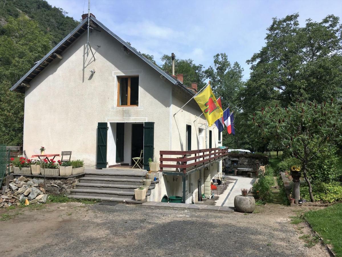 Moulin De La Fayolle Blot-l'Eglise Exterior foto